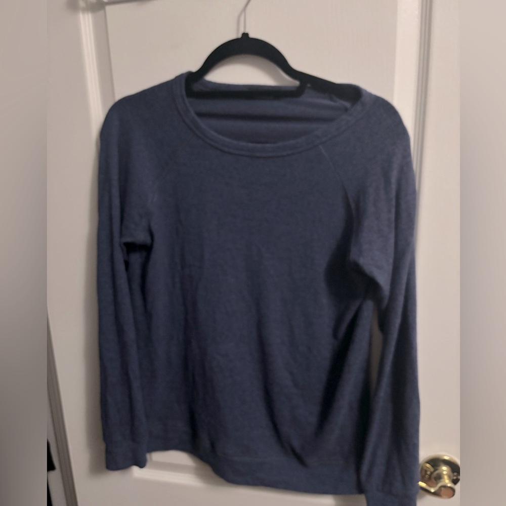 Fashion Nova Blue/Gray Long sleeve top size medium